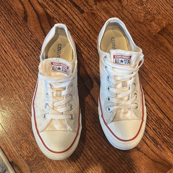 Converse gym shoes - Picture 3 of 4